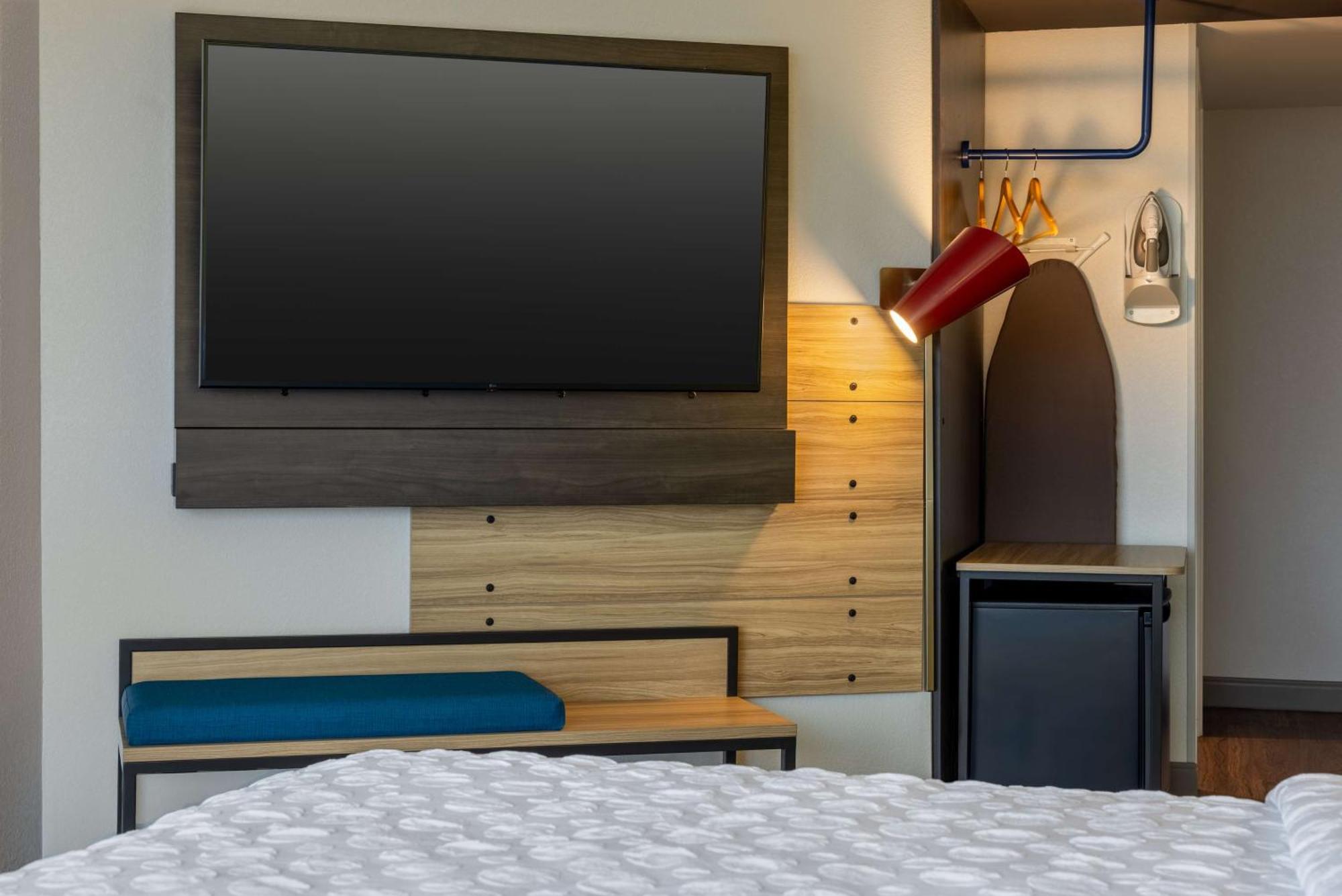 Tru By Hilton Ankeny Hotel Bagian luar foto